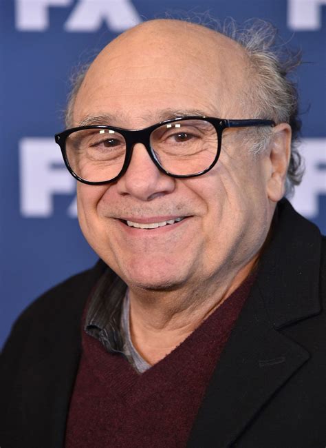 Danny DeVito .